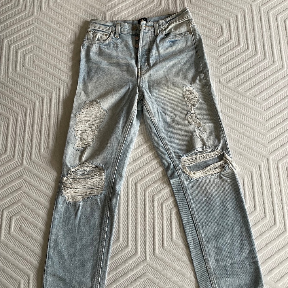Urban Outfitters BDG, slim straight leg distressed blue denim pant, Size 28